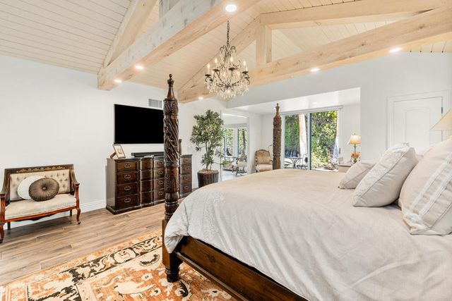 3330 Andreas Hills Drive, Palm Springs, CA 92264