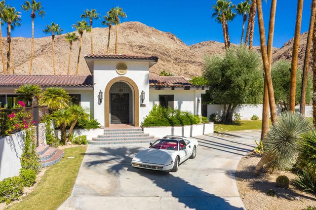 3330 Andreas Hills Drive, Palm Springs, CA 92264