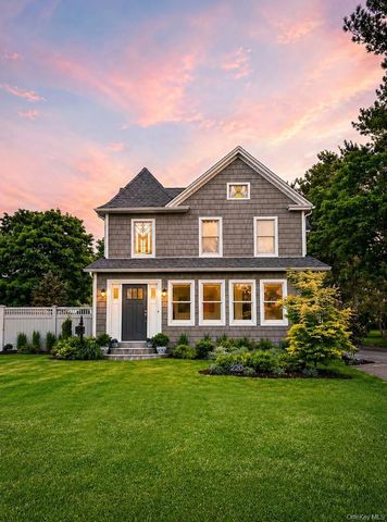 220 Foster Avenue, Sayville, NY 11782