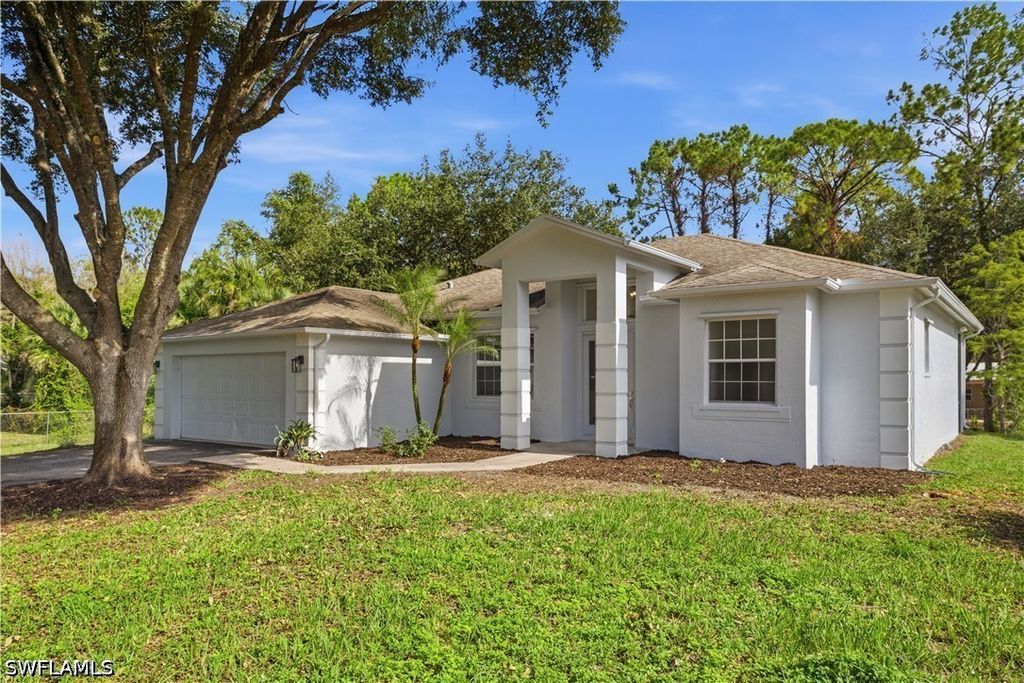2645 12th AVE SE, Naples, FL 34117