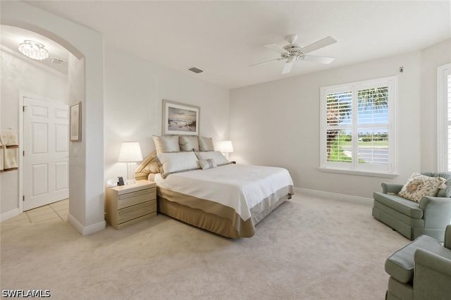 4945 Shaker Heights Ct CT 202, Naples, FL 34112