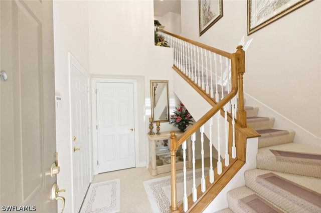 4945 Shaker Heights Ct CT 202, Naples, FL 34112