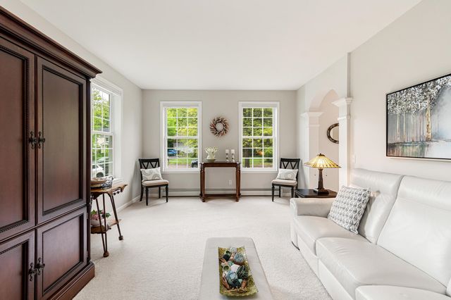 31 Barrett Lane, Williston, VT 05495