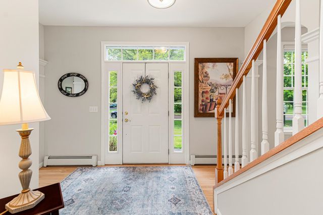 31 Barrett Lane, Williston, VT 05495