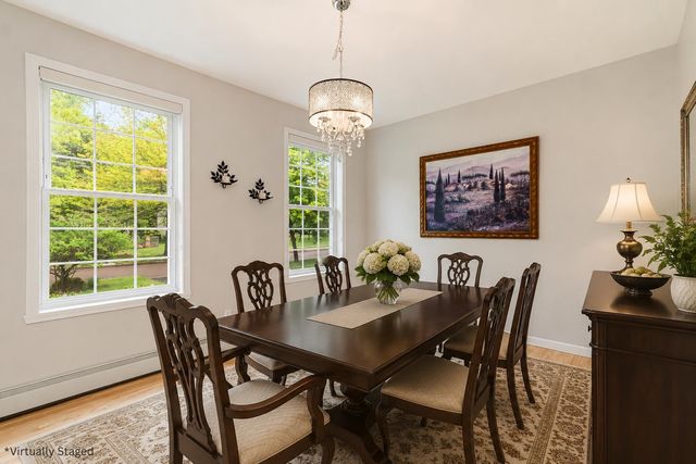 31 Barrett Lane, Williston, VT 05495