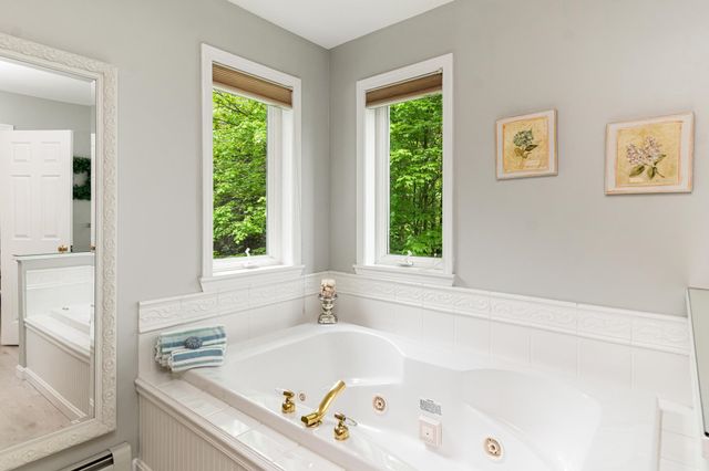 31 Barrett Lane, Williston, VT 05495