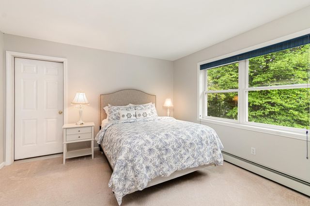 31 Barrett Lane, Williston, VT 05495