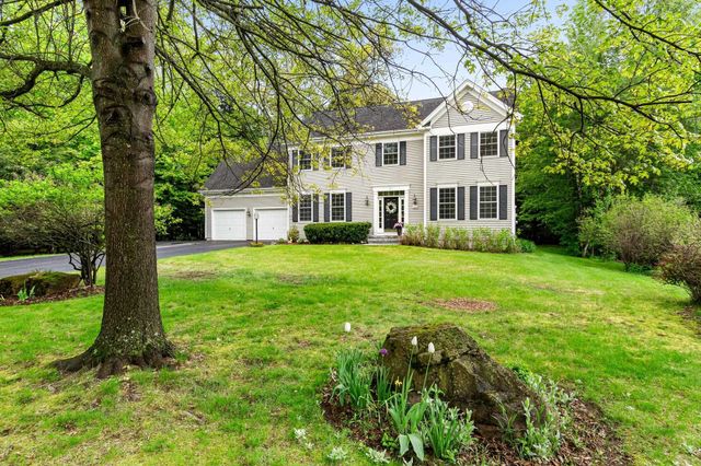 31 Barrett Lane, Williston, VT 05495