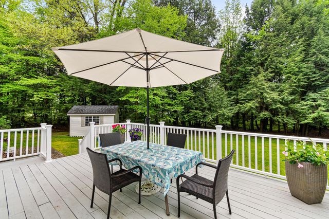 31 Barrett Lane, Williston, VT 05495