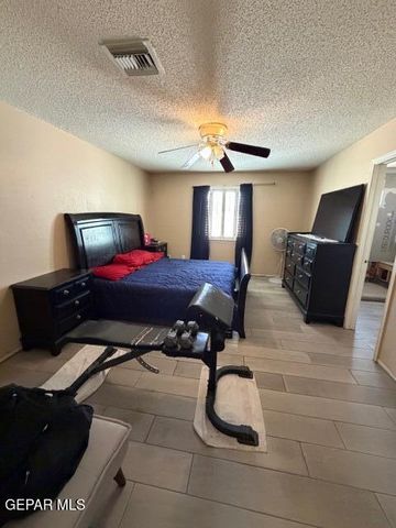 14249 DESERT SAGE Drive, Horizon City, TX 79928