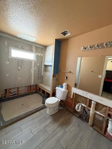 14249 DESERT SAGE Drive, Horizon City, TX 79928