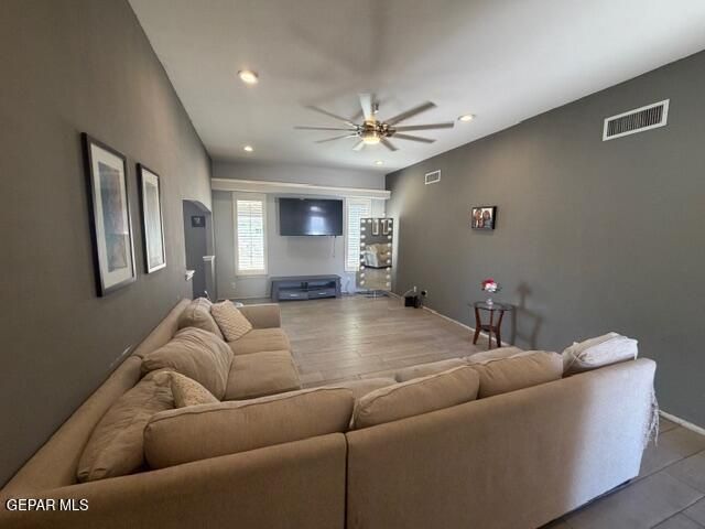 14249 DESERT SAGE Drive, Horizon City, TX 79928