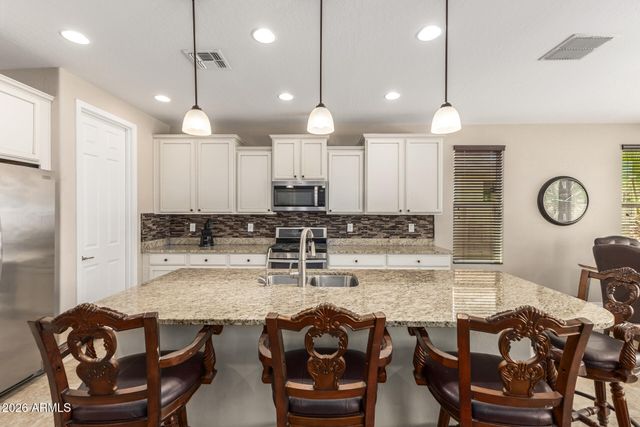 7562 E PLATA Avenue, Mesa, AZ 85212