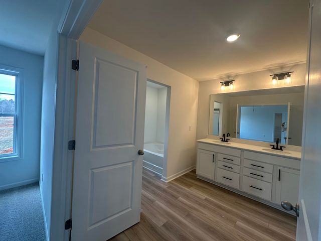 938 Gibbons Street, Wellford, SC 29385