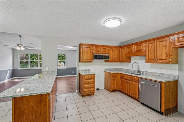 759 Buck Boulevard SE, Calhoun, GA 30701