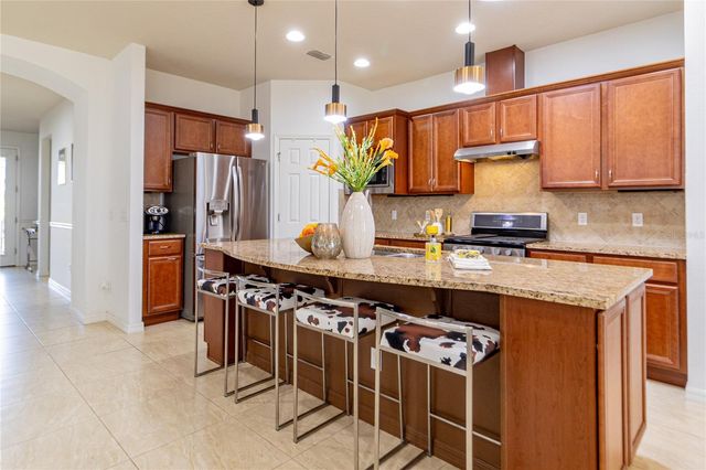 333 NAVARRA LANE, Davenport, FL 33837