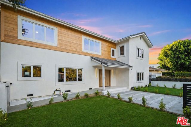 5439 Gentry Avenue, Valley Village, CA 91607