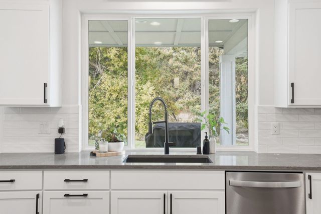 2025 E 33rd Ave, Spokane, WA 99203