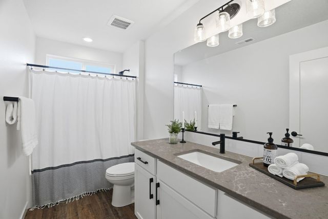 2025 E 33rd Ave, Spokane, WA 99203