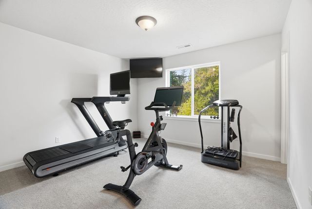 2025 E 33rd Ave, Spokane, WA 99203