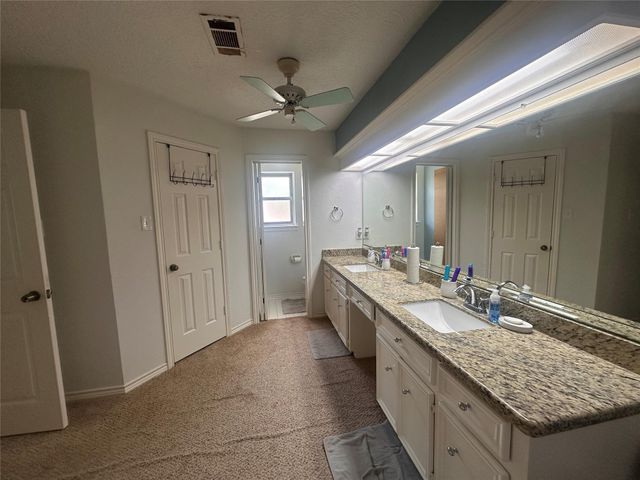 3502 Aspen Bend Drive, Houston, TX 77068