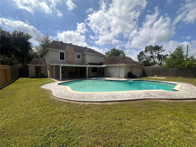 3502 Aspen Bend Drive, Houston, TX 77068