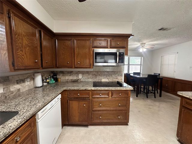 3502 Aspen Bend Drive, Houston, TX 77068