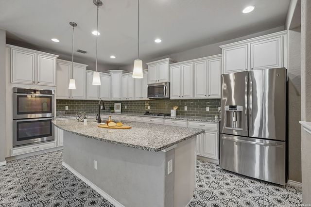 10858 Red Sage, Helotes, TX 78023
