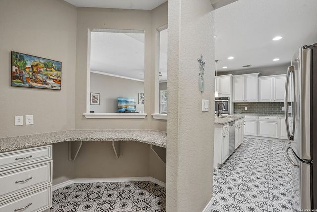 10858 Red Sage, Helotes, TX 78023