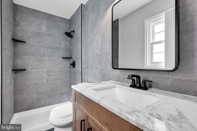 100 EVERGREEN DR, Willingboro, NJ 08046