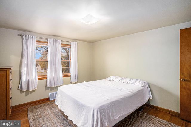 2390 OLD ROUTE 100, Barto, PA 19504