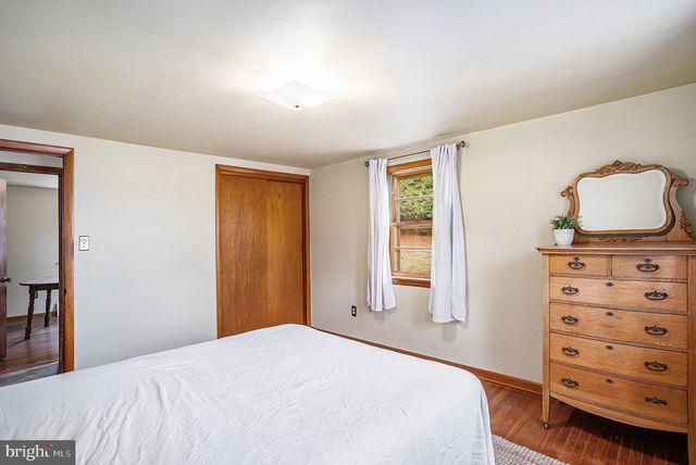 2390 OLD ROUTE 100, Barto, PA 19504