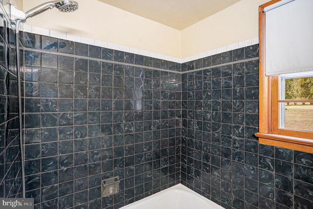 2390 OLD ROUTE 100, Barto, PA 19504