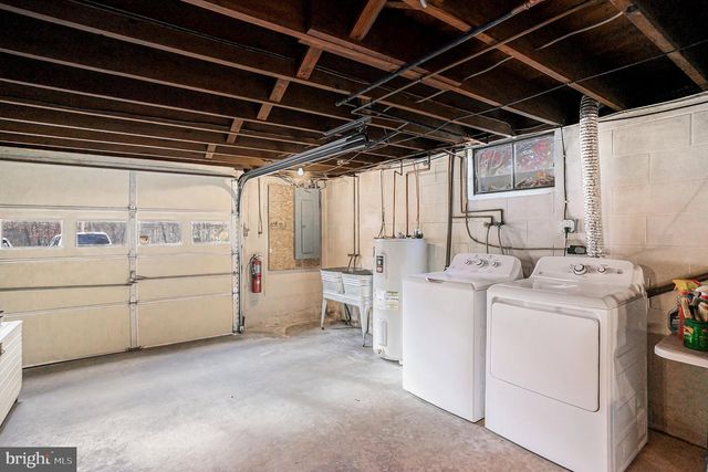 2390 OLD ROUTE 100, Barto, PA 19504