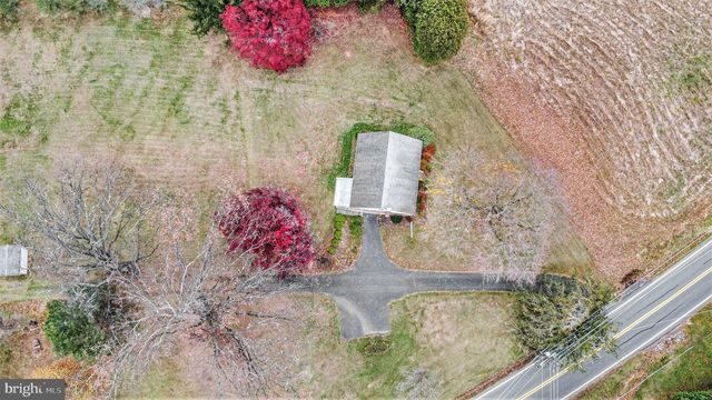 2390 OLD ROUTE 100, Barto, PA 19504