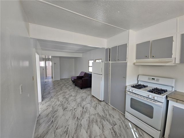 3546 E Warbler Lane, Kingman, AZ 86409