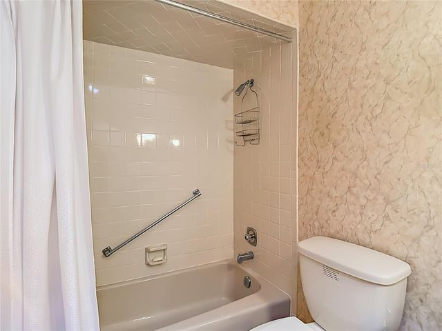 10050 DEER LANE, New Port Richey, FL 34654