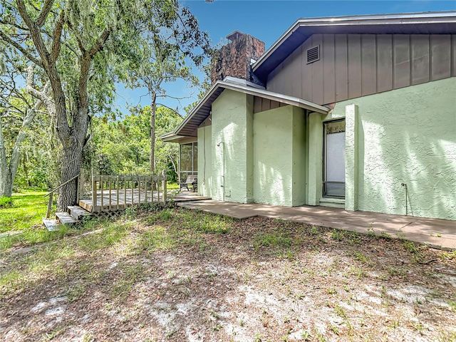 10050 DEER LANE, New Port Richey, FL 34654