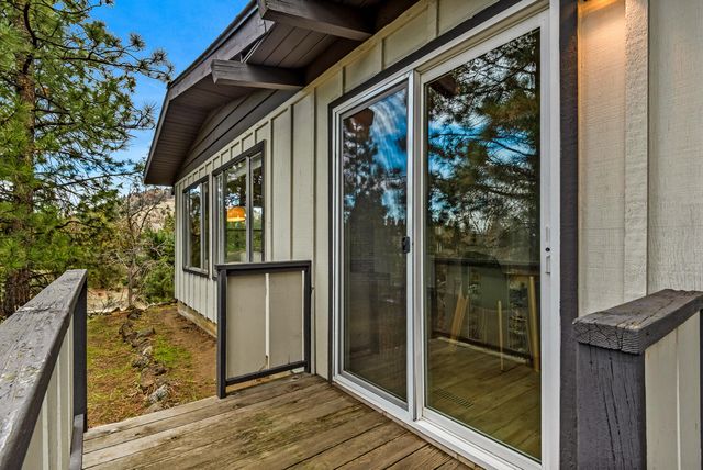 1363 NE Bear Creek Road, Bend, OR 97701