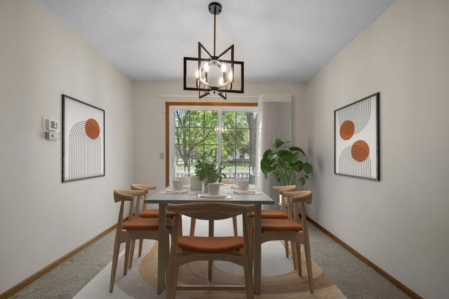 2611 Concord Way, Mendota Heights, MN 55120