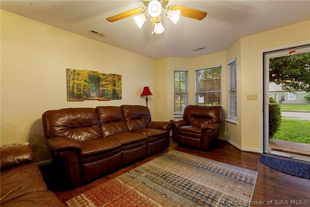 7536 Eagle Ridge Drive, Sellersburg, IN 47172