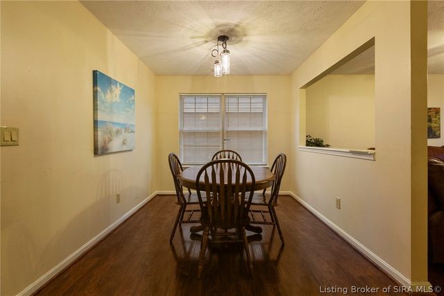 7536 Eagle Ridge Drive, Sellersburg, IN 47172
