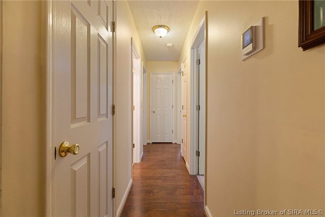7536 Eagle Ridge Drive, Sellersburg, IN 47172