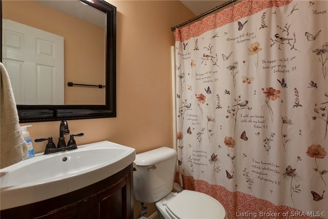 7536 Eagle Ridge Drive, Sellersburg, IN 47172