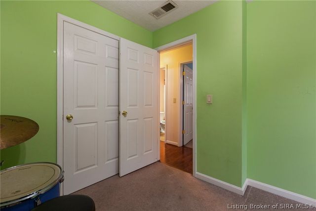 7536 Eagle Ridge Drive, Sellersburg, IN 47172