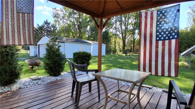 8420 Northfield Road, Clarence, NY 14032