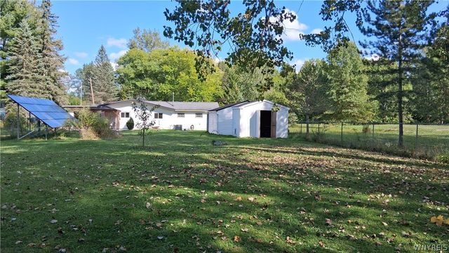 8420 Northfield Road, Clarence, NY 14032