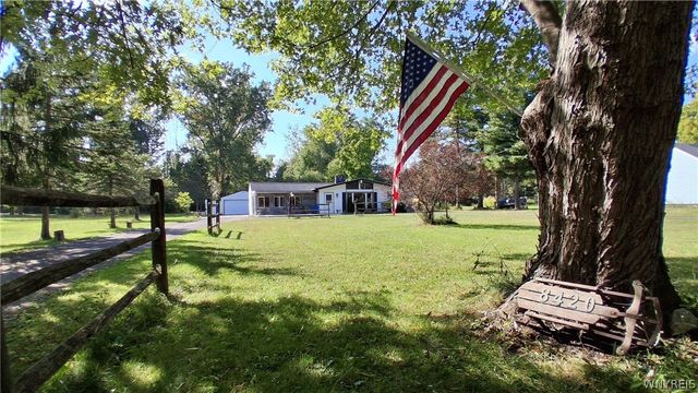 8420 Northfield Road, Clarence, NY 14032