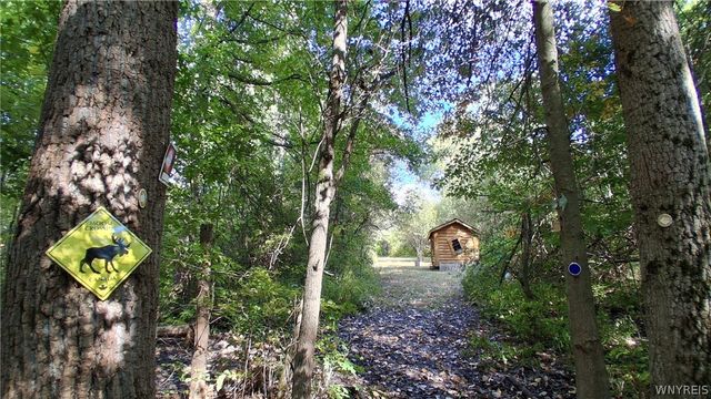 8420 Northfield Road, Clarence, NY 14032