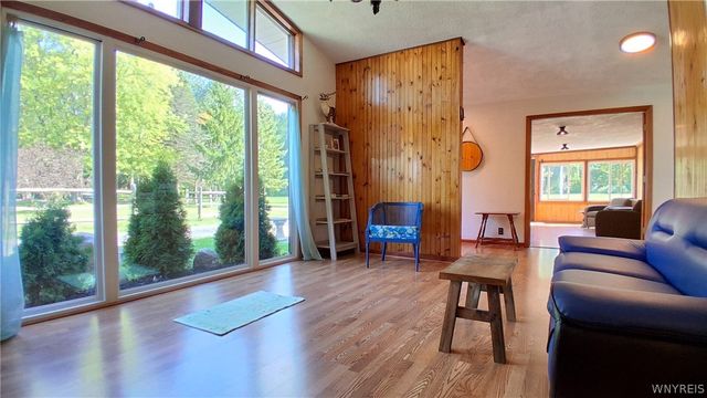 8420 Northfield Road, Clarence, NY 14032